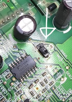 Problem z identyfikacja elementu na płycie PCB klimatyzatora VRF AJY072LELAH R100308?
