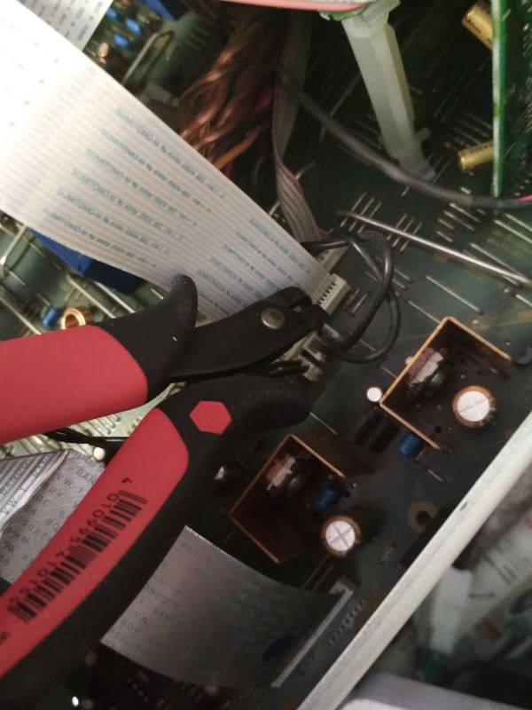 Wiha Z 36 1 03 158 - profesjonalne szczypce precyzyjne dla elektronika, recenzja