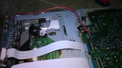 JVC KS-FX470R - trzeszczący lewy kanał sygnału ze zmieniarki CD