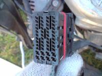 Citroen C3 - co to za kable?