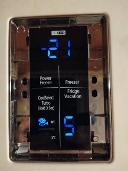 Samsung RT77VAVC1/EXT - instrukcja serwisowa do wymiany wyświetlacza