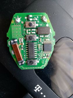 BMW E60 przedlift - Szybko rozładowywujący się pilot