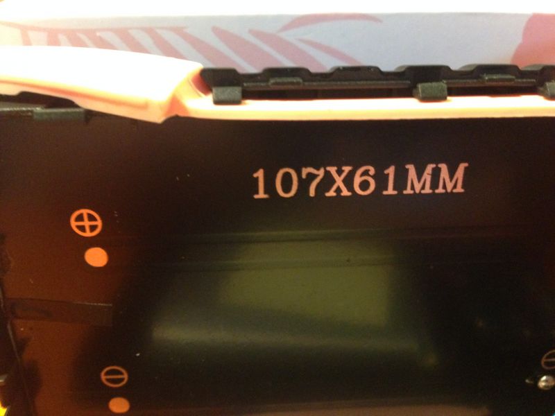 Powerbank z Rossmana. Co jest wart?