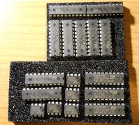 [Sprzedam] ST7LITE - 28 mikrokontrolerów, programator, książka - komplet