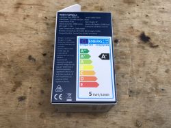 Yeelight GU10 Smart Bulb W1 350lm YLDP004-A - wnętrze, moduł WiFi