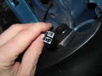 Nissan Almera N15 - Kostka kierunkowskazu czy da się rozebrać?