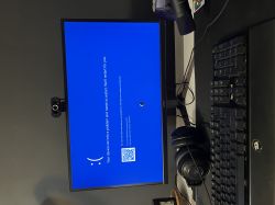 Asrock B365M PRO4, i7-9700K – instalator Windows 10/11 zawiesza się, i5-9600K działa