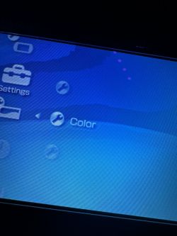 Nierówności na wyświetlaczu PSP 1003 tylko w menu - uszkodzenie czy taśma?