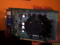 GeForce 8500 GT 512 MB - Ekran gaśnie po BIOS, dziwne oznaczenia na ekranie