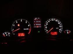 AUDI A8 D2 LIFT podświetalnie licznika, zrobiło się słabe z dnia na dzień AUDI A8 D2 LIFT podświetalnie licznika, zrobiło się słabe z dnia na dzień