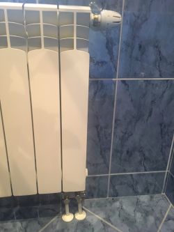 Zapowietrzone grzejniki po wymianie na aluminiowe