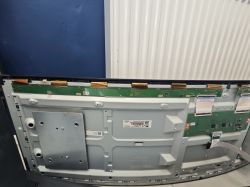 Samsung C49HG90DMU - pionowe pasy po starcie, obraz wraca po czasie
