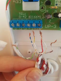 Jak prawidłowo podłączyć unifon IKA PD2 do istniejącej instalacji?