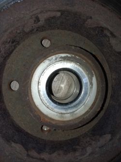 Octavia 2 1.9tdi - błąd ABS i kontroli trakcji po 30m, wymiana czujnika nie pomogła