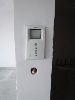 Alternatywa dla modułu FERMAX 2405 - opcje z logowaniem, zarządzaniem Ethernet/USB, kompat. z MDS