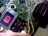 Audi A6 C4 Qatro 2,8 - podłączenie licznika na stole, w warsztacie.