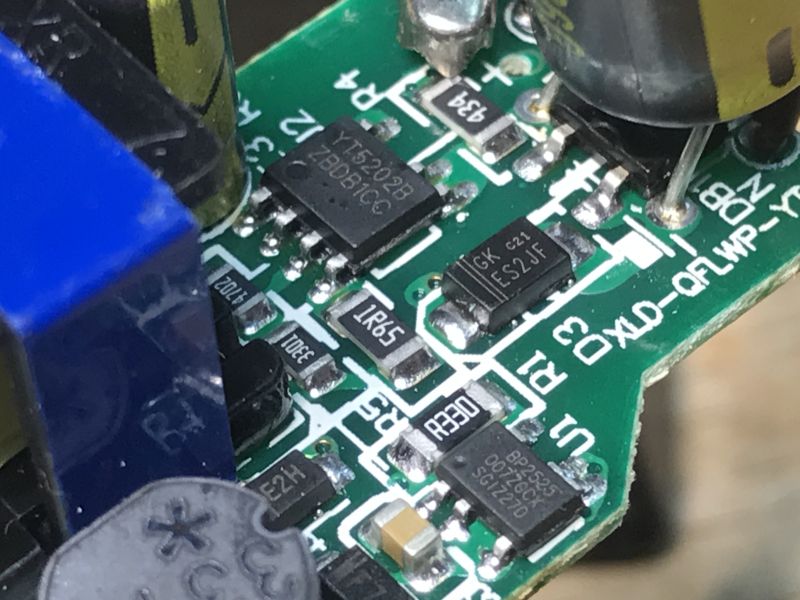 Can even light bulbs be programmed these days? Updating the firmware on the TY-A60-18W-220V
