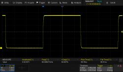 Oscilloscope screen showing a square wave with amplitude 5.04167V, frequency 80.00964 kHz, with rise and fall times around 90 ns.
