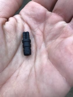 Santi/07A11 - Gdzie nabyć zamiennik hermetycznego złącza do rękawic grzewczych?