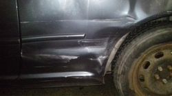 VW Golf 4 1.6 SR - [MK4] Nadkole tył i dzwi wypadek (3d)