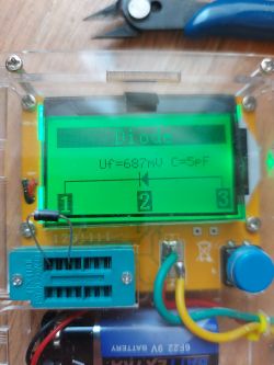 WS504 - charczenie po podłączeniu płytki z regulacją, kondensatory wymienione, możliwe przyczyny?