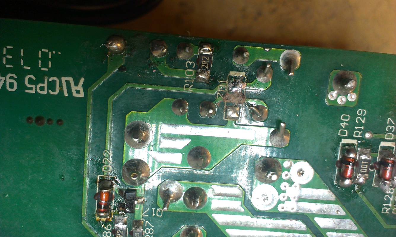 Chieftec model: CFT-750-14C - Spadek w galezi +5V (peknieta dioda ...