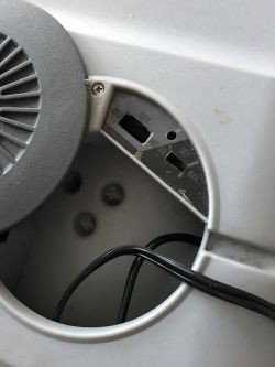 Lodówka turystyczna Hyundai MC40F - Przeróbka na zasilanie tylko z 220V, spalony transformator