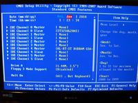 Ciągłe restarty płyty głównej GIGABYTE GA-P35-DS3R Ciągłe restarty płyty głównej GIGABYTE GA-P35-DS3R