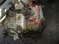 Złącze i czujnik w skrzyni automatycznej w Passacie B3 2.0 91r