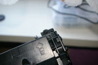 Samsung ML 1610 - Jak wymienić proszek w tonerze bez widocznych śrubek?