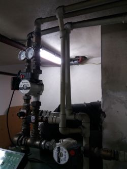 Instalacja co a teraz jeszcze podłogówka czy dobre połaczenie mieszacza ?