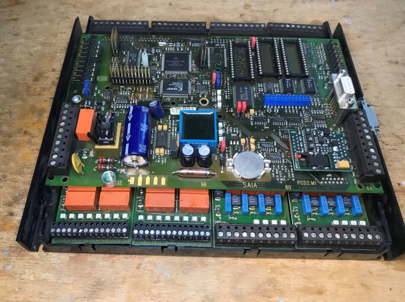 Interior of the old Saia PCD2.M120 automation controller with expansion modules