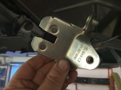 Skoda Octavia II 2009 - Zamek bagażnika nie reaguje, błędy 00950 i 007