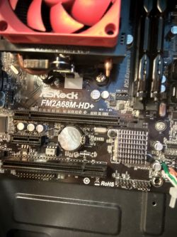 Brak połączenia z monitorem: ASROCK FM2A68M-HD+, HyperX 2x8 GB DDR3, GT1030 2GB, SSD Crucial 500GB