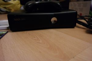 [Sprzedam] Xbox 360 slim + Kinect+pad+gra + gratis