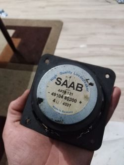 Głośniki Saab 9000 - Dobór głośników na przód, dziwne podłączenie głośników