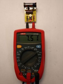 UNI-T UT33B - "Cheap / Dear" - multimeter with backlight and HOLD func UNI-T UT33B - "Cheap / Dear" - multimeter with backlight and HOLD func