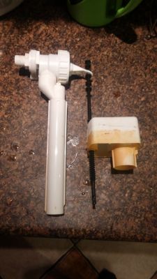 Leaking Cersanit Flush Cistern After Water Meter Replacement: 4.5 Bar Pressure, Gasket Fix?
