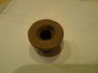 Jak znaleźć spinki amortyzatora filtra powietrza Citroen Berlingo 2007?