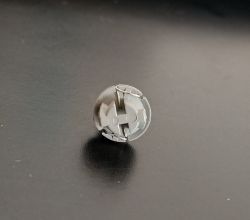 Gdzie kupić żarówkę 7820A330 lub 7821A009 do Colt Z36A?