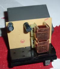 fiat cc 900 rozładowuje akumulator, zółta kostka stuka