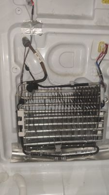 Samsung RS7687FHCBC - lodówka wybija różnicówkę