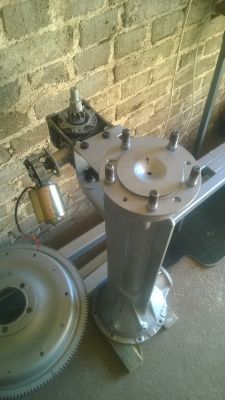 Simple solar tracker on the L272M for controlling solar panels.