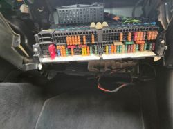 BMW E46 330CdA - Problemy z poborem prądu na postoju (0,14-0,16A), bezpieczniki, Climatronic