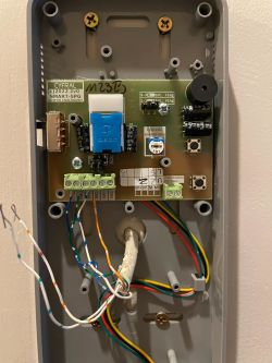 Cyfral Smart-5PG circuit board with connected wires.