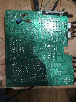 Wnętrze starej wieży Sanyo DC-X300 Wnętrze starej wieży Sanyo DC-X300