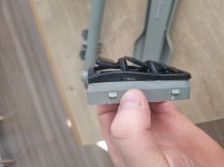 Beko DIN28431 - nie obraca się środkowy spryskiwacz mimo wymiany pompy