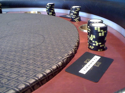 Stolik pokerowy RFID - opis, źródło