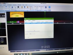 Okno programu SDR Console z otwartym wyborem tunera RTL-SDR Blog V4