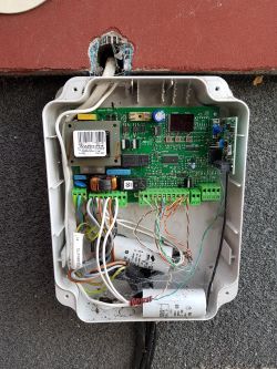 Brama automatyczna - Problem z otwarciem bramy na pilot.